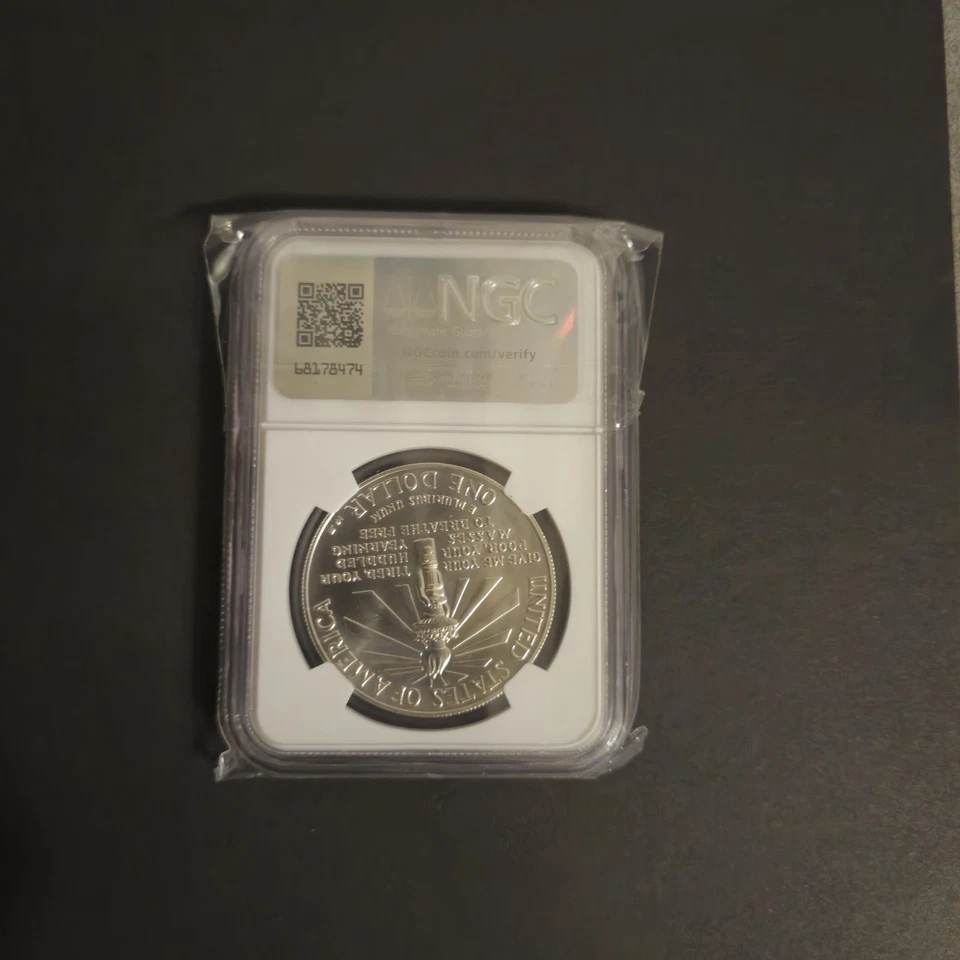 1986 P $1 NGC MS70 Thomas Uram Statue Of Liberty Commemorative, Hand Signed - Image 2 of 2