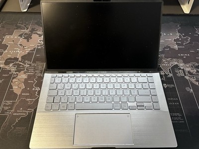 ASUS ZenBook 14 16GB RAM 512GB SSD Ryzen 7 MX350 NVIDIA Uni Schule