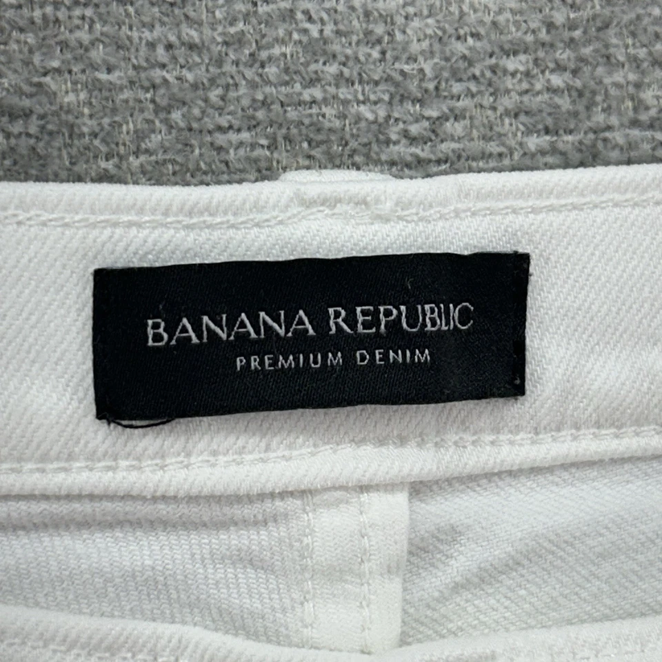 Pantalones de mezclilla cortos de pierna ancha de tiro alto Banana Republic para mujer talla 27 blancos informales Foto 3 de 4