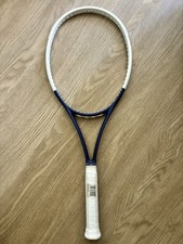 Wilson Blade 98 v8 16x19 Tennis Racquet 98 in Head, 4 1/4" Grip
