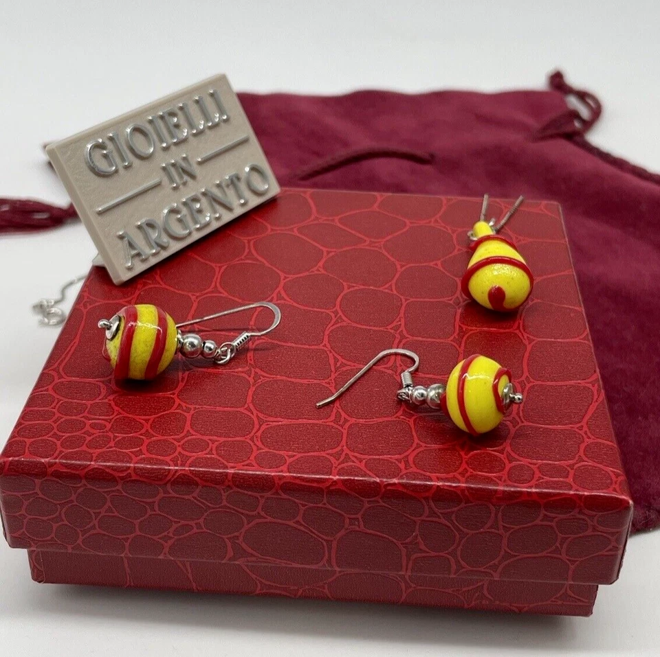 PARURE COLLANA ORECCHINI DI MURANO IN PERLE GIALLO ROSSE PENDENTI ELEGANTE DONNA - Immagine 4 di 4
