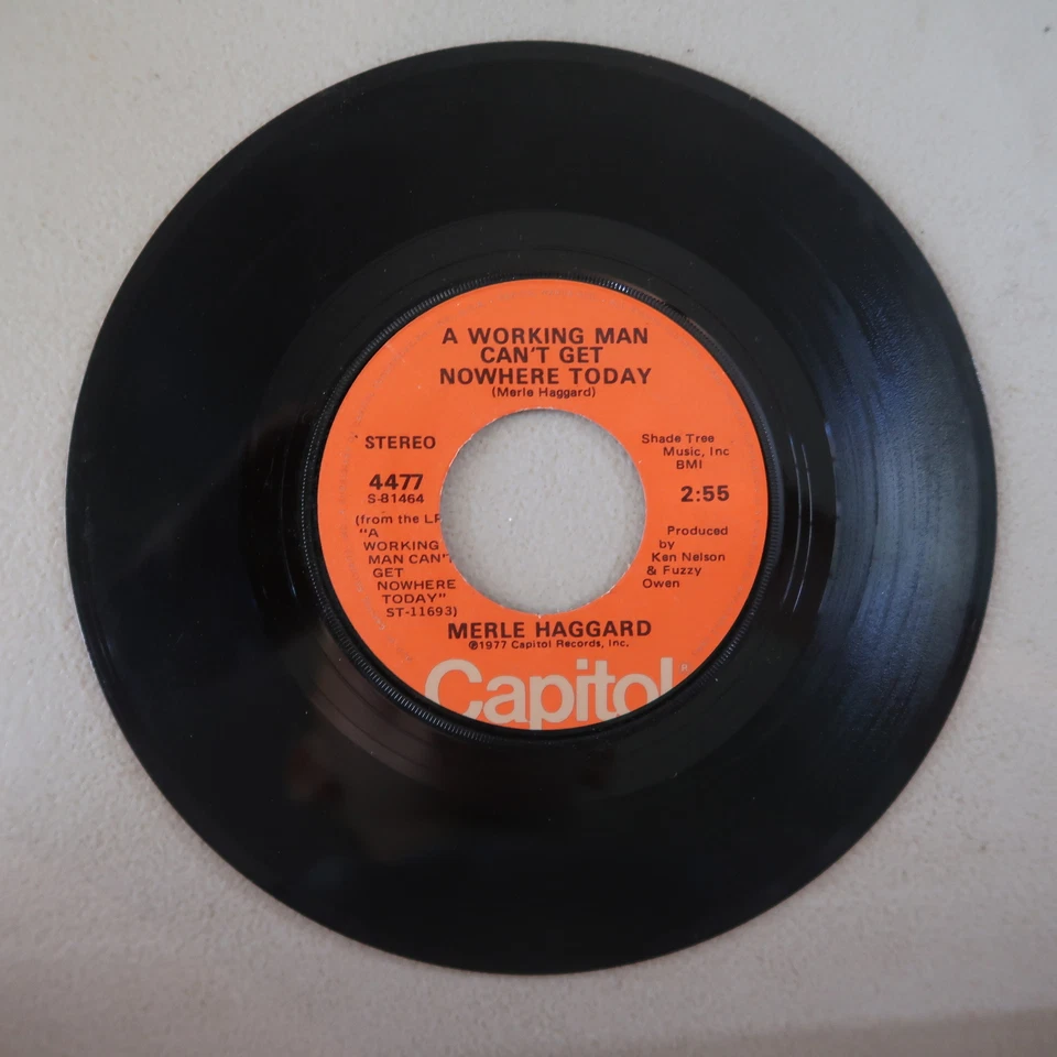 MERLE HAGGARD : BLUES STAY AWAY FROM ME, A WORKING MAN VINYL 45 VG 1-94 - Image 2 of 2