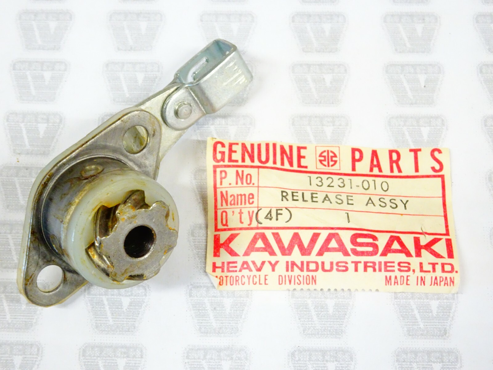Kawasaki NOS NEW 13231-010 Clutch Release Assy H1 H2 S1 S2 S3 KH 