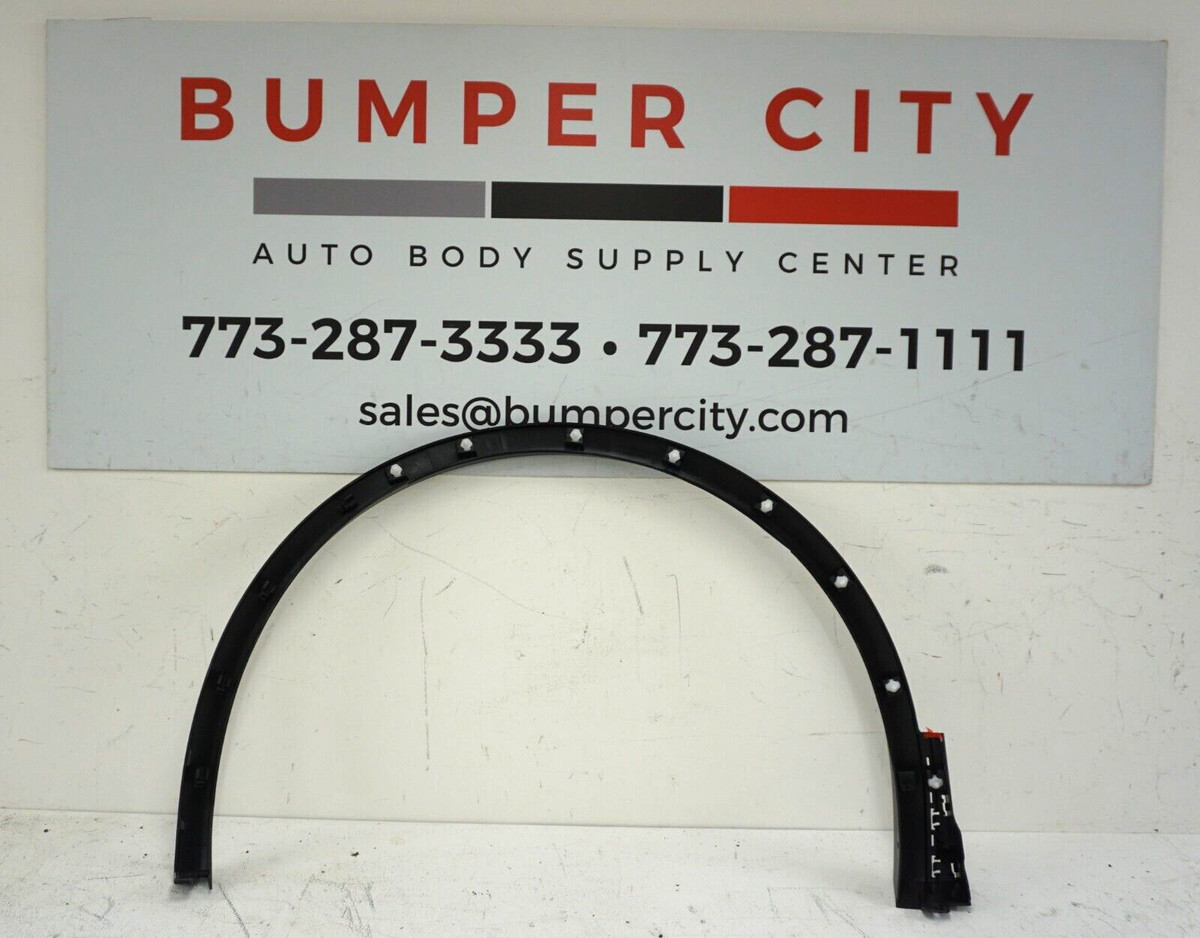 OEM 2018-2021 Volkswagen Tiguan Front Right Arch Wheel Molding  
