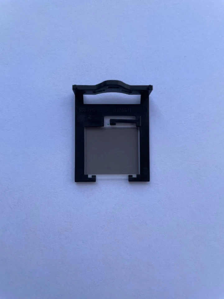 green in polarizer glass for Hitachi CP-WX4021N projector - Image 2 of 3