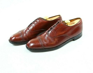 sapato oxford no brooks