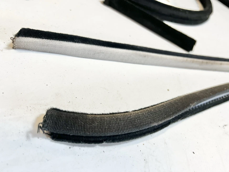 JUEGO DE TELA INTERIOR SELLO PUERTA JAGUAR XJ6 DAIMLER SOBERANO 1980-1994 Foto 4 de 4