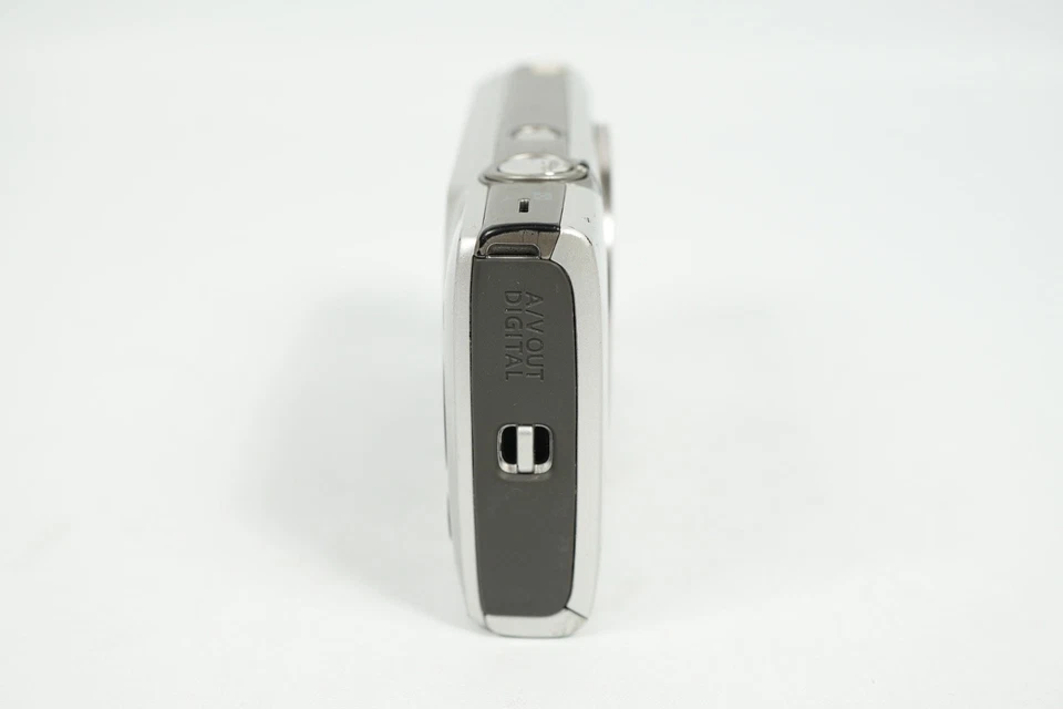 Canon IXY 180 PowerShot ELPH 180 20MP Digital Camera Silver from JAPAN KMH-58 - Image 4 of 4