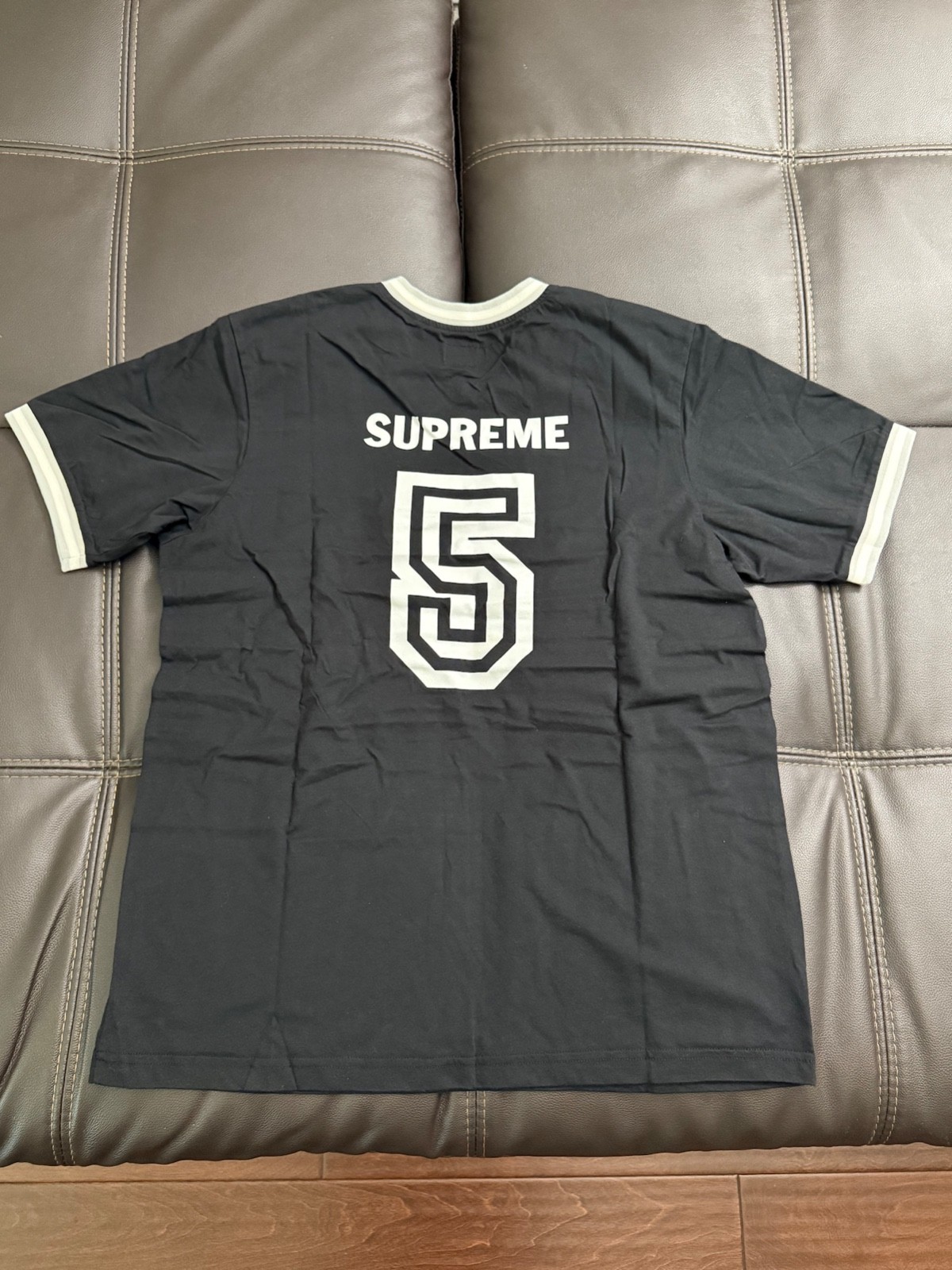 Picture 4 of 11