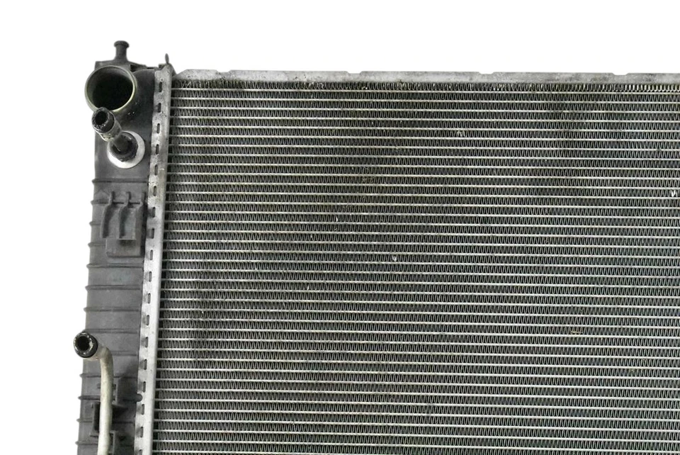 10-17 Mercedes E400 E350 Engine Cooling A/C Condenser Radiator 2045003603 Oem - Image 4 of 4
