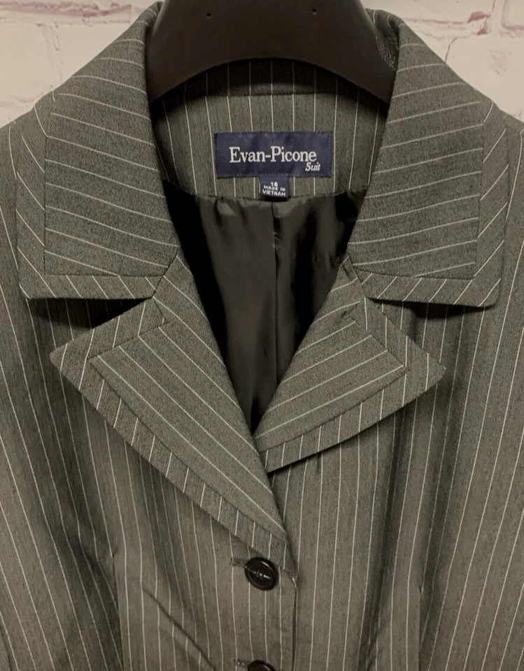 Evan-Picone Size 16 Blazer Jacket Suit Separate Gray Pinstripe Stretch - Image 3 of 4