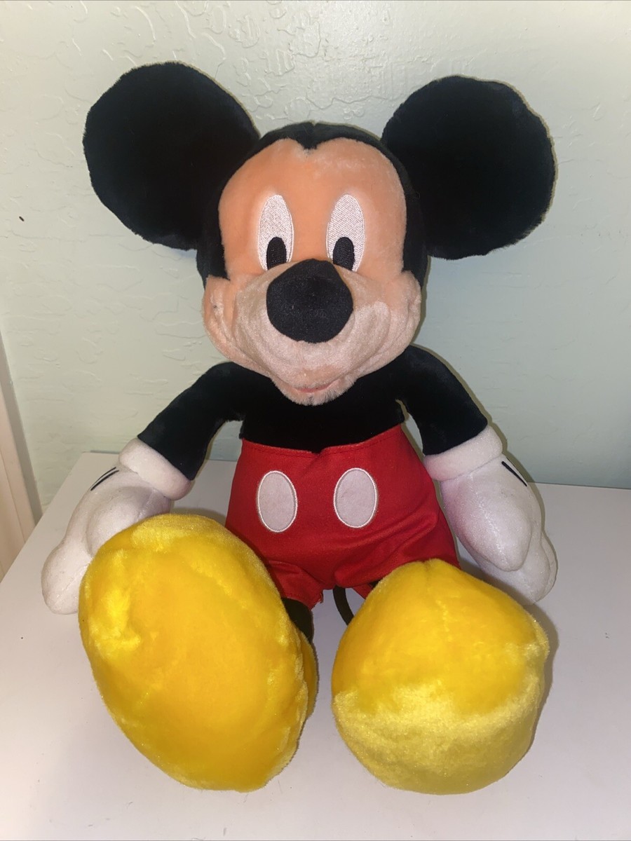 Disney Store 15