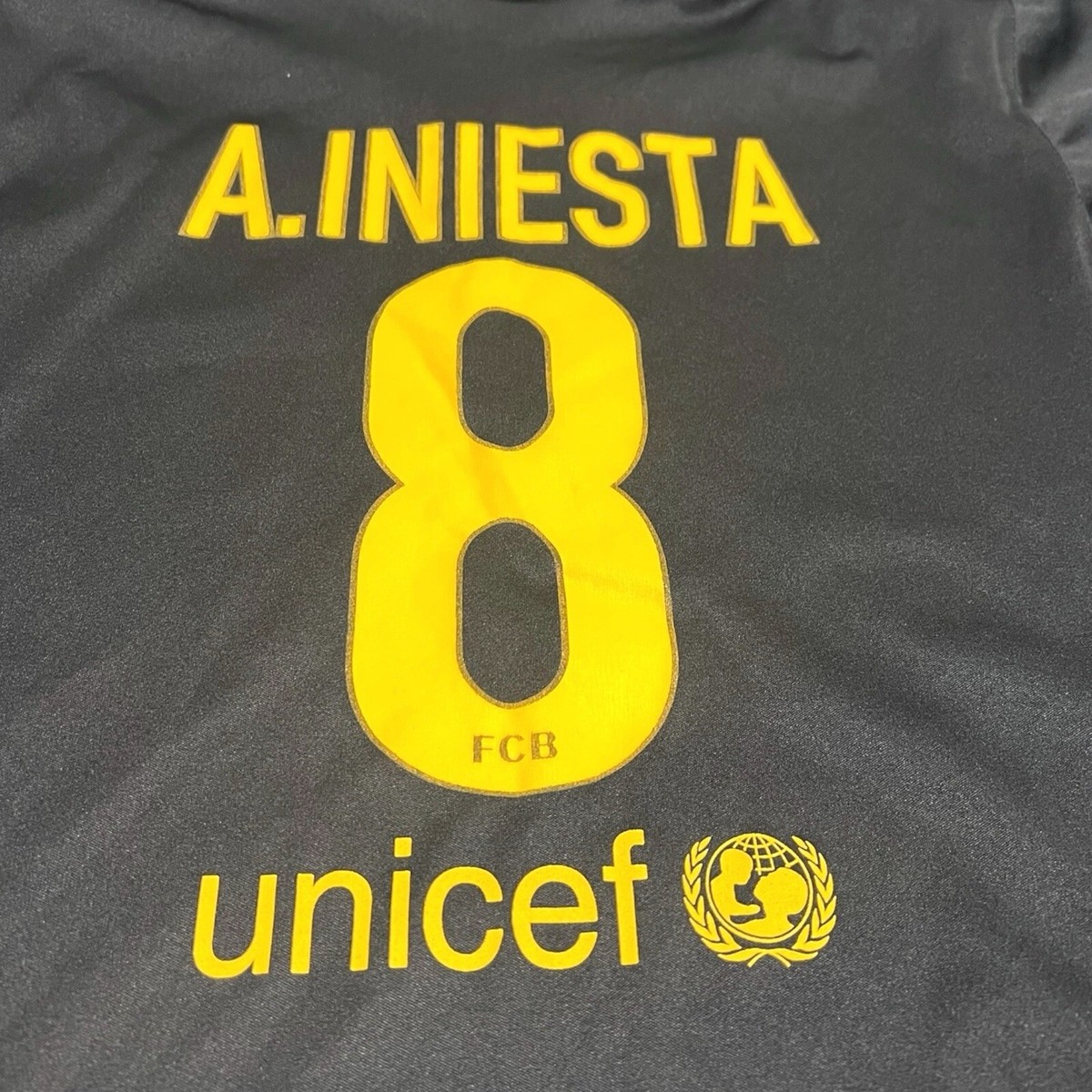 FC Barcelona Youth Large Black Jersey Andres Iniesta #8