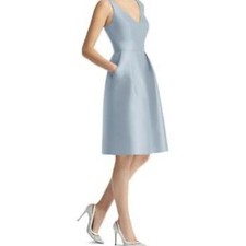 Alfred Sung V-Neck Pleated Skirt Cocktail Dress with Pockets Size Small NWT