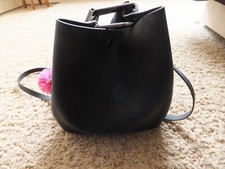 American Jewel YUMMY GUMMY Black Bucket Bag