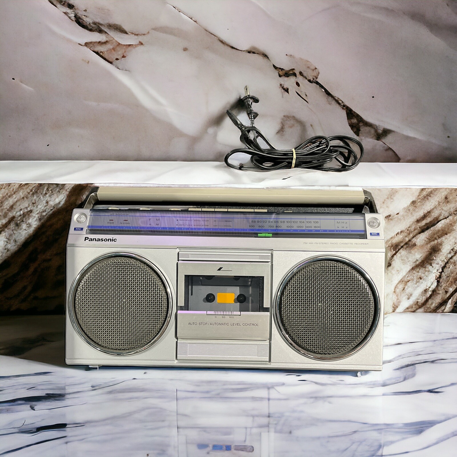 Vtg PANASONIC Boom Box RX-4940 Portable AM/FM Stereo Cassette READ Description