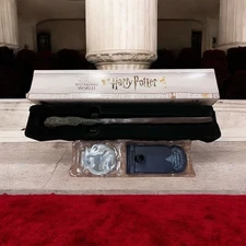 Wizarding World of Harry Potter Ron Weasley Wand Noble Collection