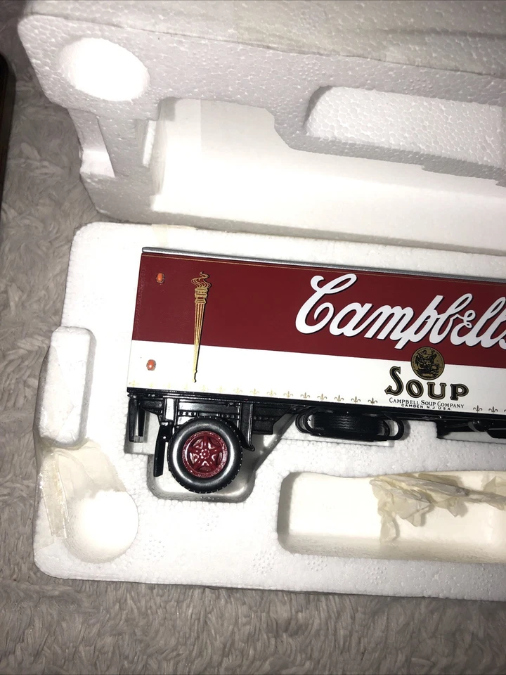 MATCHBOX DINKY DYM38337 PETERBILT 1939 CAMPBELL'S SOUP 1:43 Boxed USA - Image 4 of 4
