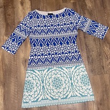 Just Taylor Blue White Teal Geometric Knit Shift Dress Size 10 Casual & Comfy