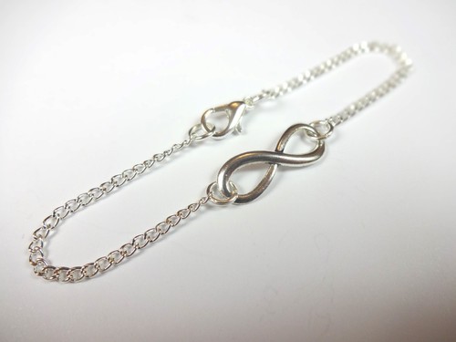 Silver plated infinity bracelet mum 