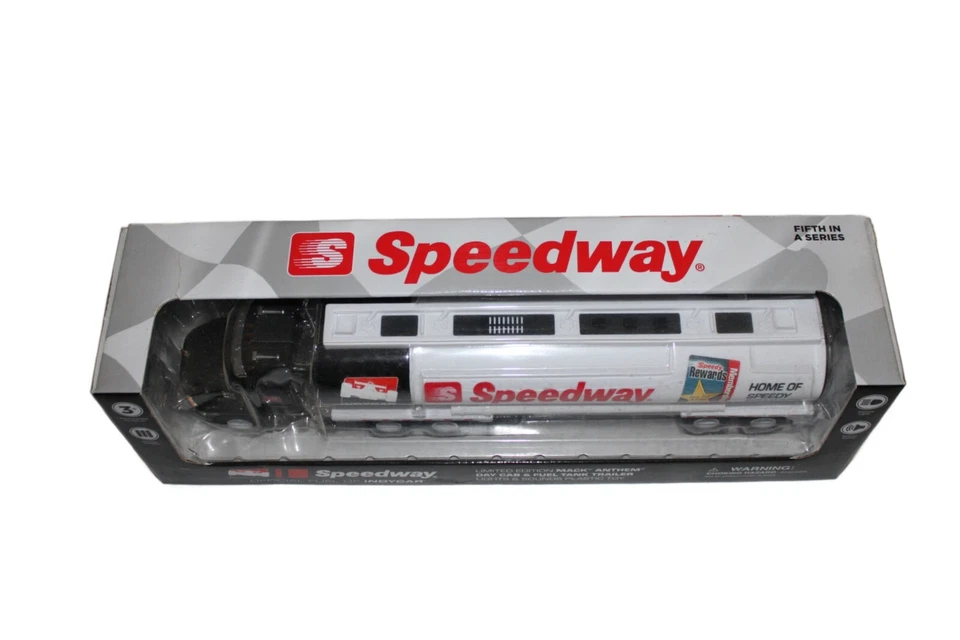 NIB SPEEDWAY First Gear Mack Anthem Day Fuel Tank Trailer Truck Cab Lights Sound - Image 4 of 4