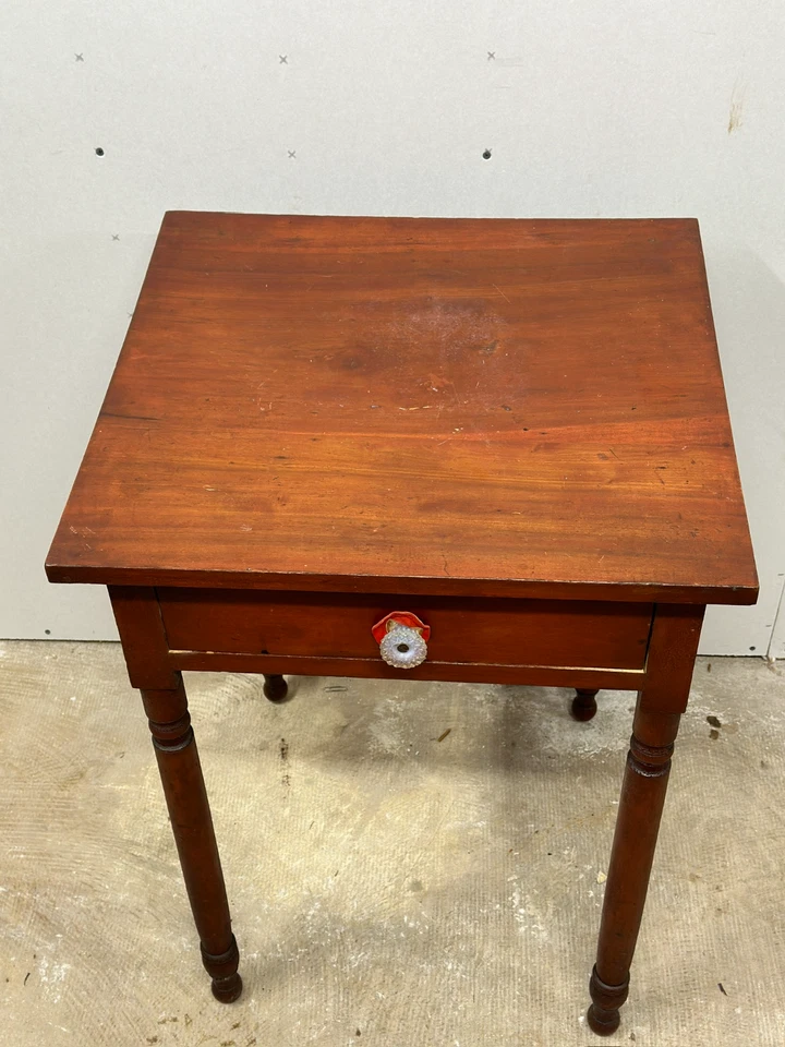 Mesa de trabajo fina Cherry Sheraton rojo lavado 1 cajón soporte pa años 1830 encajado Foto 3 de 4