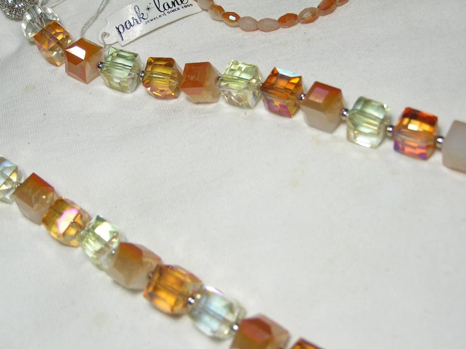 ...Nuevo PARK LANE...Collar Tono Plata, Cristales, Cuentas de Vidrio... Foto 4 de 4