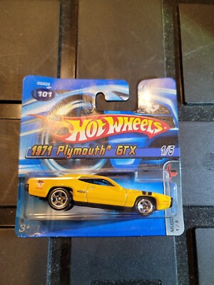 Hot Wheels 2005 Muscle Mania 1 of 5 1971 Plymouth GTX #101 on Card Variation