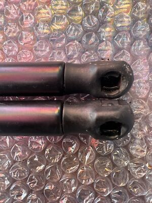 Stabilus Achterklep schokdemper 968221 LIFT-O-MAT gasveer kofferbak met 635 Newton schokdemper e.a. voor Citroën C4 Picasso/C4 SpaceTourer DDHNYM/DDHNYT 2014