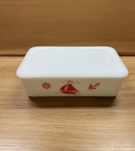 Vtg McKee Sailboat Refrigerator Dish With Lid  ( Damaged Corner) READ