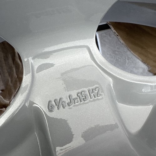 OEM Mercedes-Benz Radsatz Felgen Sommer 15-Zoll 8-Loch Glanz W124 A124 C124 Neu - Bild 18 von 21