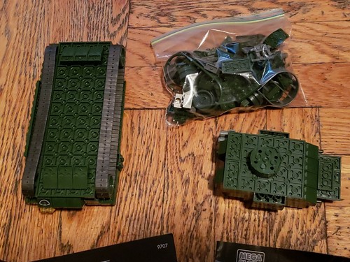 1999 Mega Bloks Pro Builder Combat Tank 9707 Collectors Series - Picture 11 of 12