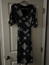 Fashion Bug size 1X dress black and white belt