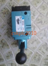 1PCS Brand new original MAC manual valve 180001-112-0021 in stock