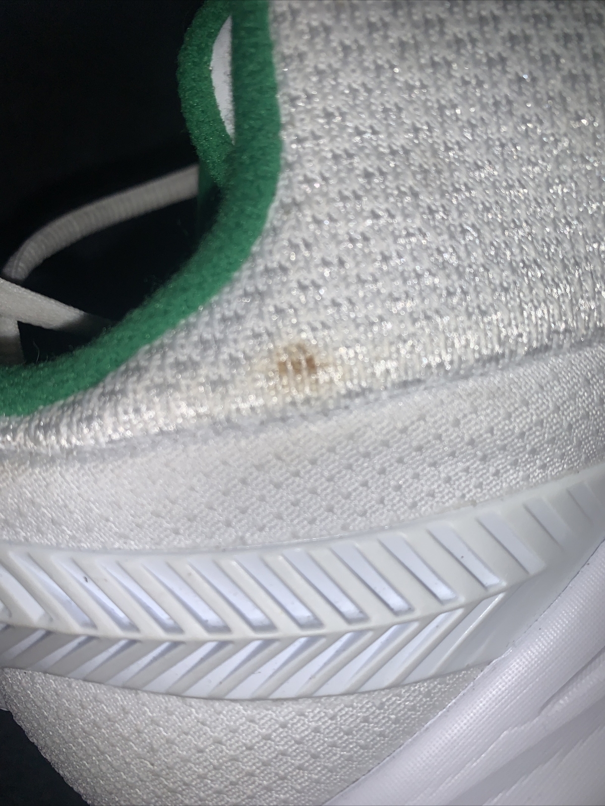 kyrie flytrap clover