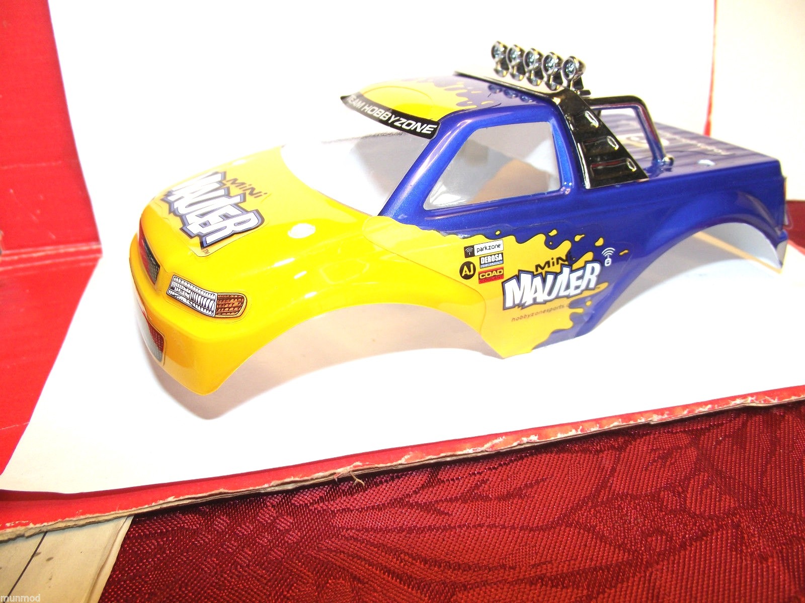 Picture 4 of 8