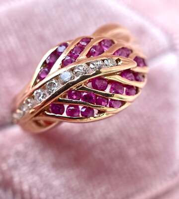 Über 1/2 kt Rubin und Diamant Blatt Ring in 14 Karat Gelbgold