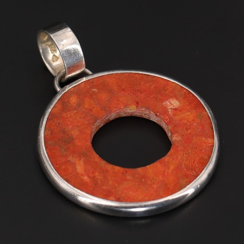 Sterling Silver DESIGNER Coral Inlay Circle OpenWork Necklace