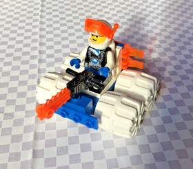 LEGO Aquazone: Sea Sprint 9 (6125) + Shark Scout (6115) + Ice Tunnelator (6814)