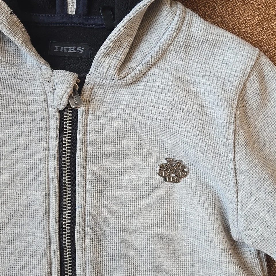 Sudadera con capucha IKKS gris tejido gofre para niño forro polar azul - talla 4Y bolsillos con cremallera Foto 2 de 4