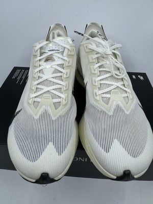 Men's 7 / Wmns 8.5 - Nike ZoomX Vaporfly Next% 4 