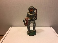 Vintage Manoil Hollow Cast Lead Deep Sea Diver M-096, 65, Original Paint