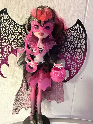 Monster High Draculaura Ghouls Rule Doll with Accessories