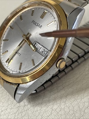 Vintage Pulsar Quartz Men's Watch Day / Date Y148-8060 - New