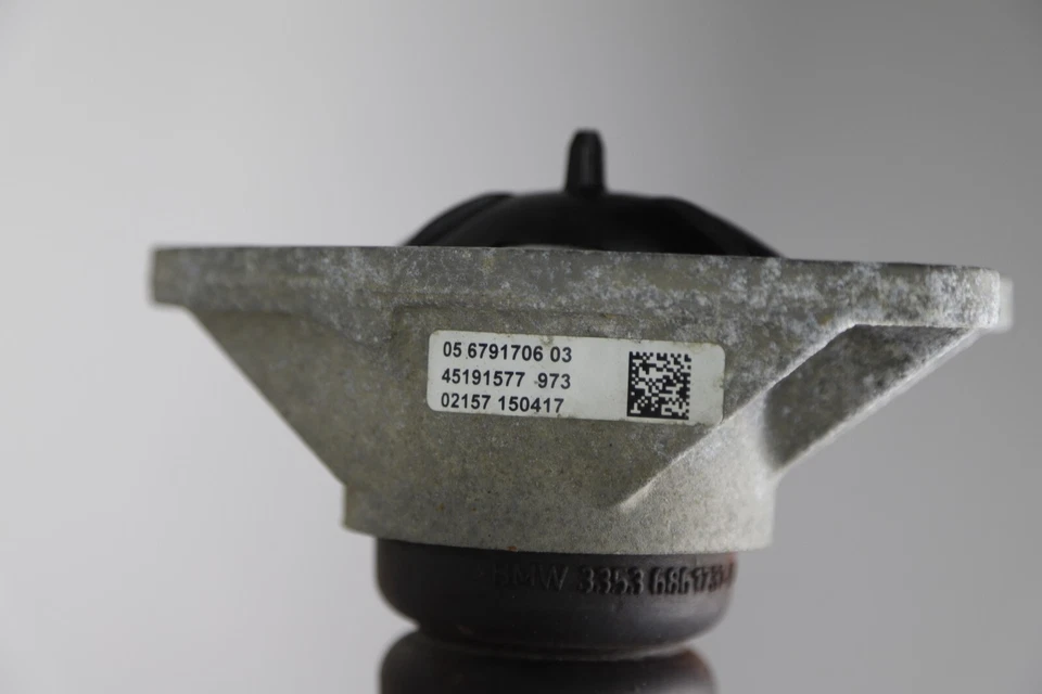 Brazos de suspensión traseros derechos BMW X1 F48 2016-2021 buje nudillo amortiguador puntal fabricante de equipos originales Foto 4 de 4