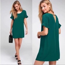 NWT LULUS Chic Of Perfection Emerald Green Lightweight Shift Dress Size Small