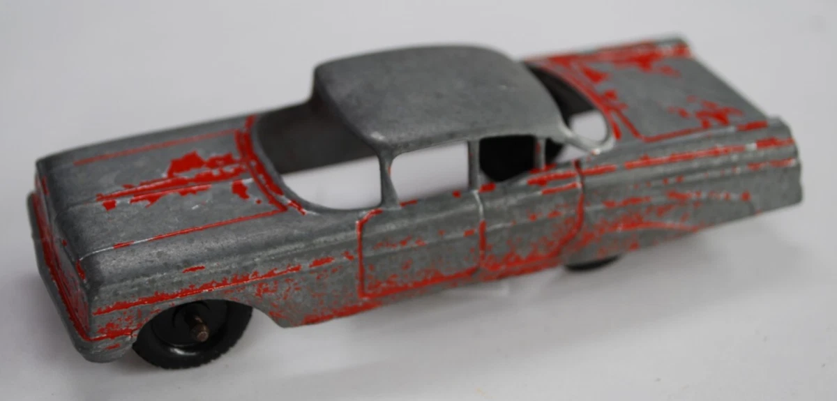 TootsieToy 1959 Vehicle Year Vintage Manufacture Diecast Cars for