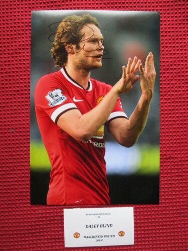 MANCHESTER UNITED DALEY BLIND GENUINE HAND SIGNED 20cm x 30cm PHOTO - AFTAL COA - Picture 1 of 2