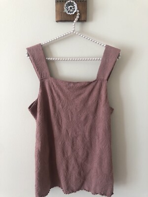 NWT Maurices Womens Size XXL Sleeveless Top Tone On Tone Floral Stretch