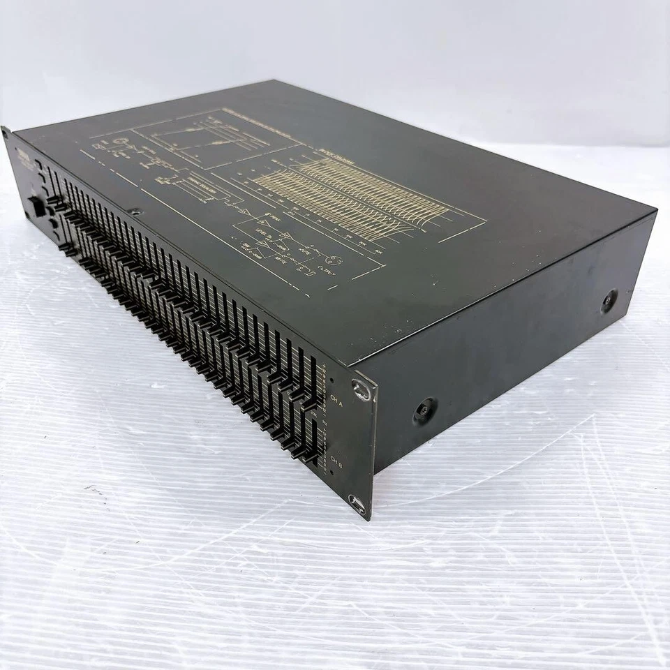 Yamaha Q2031A  Dual Channel  31 Band Graphic Rack Mounted Equalizer Working F/S - Image 3 of 4